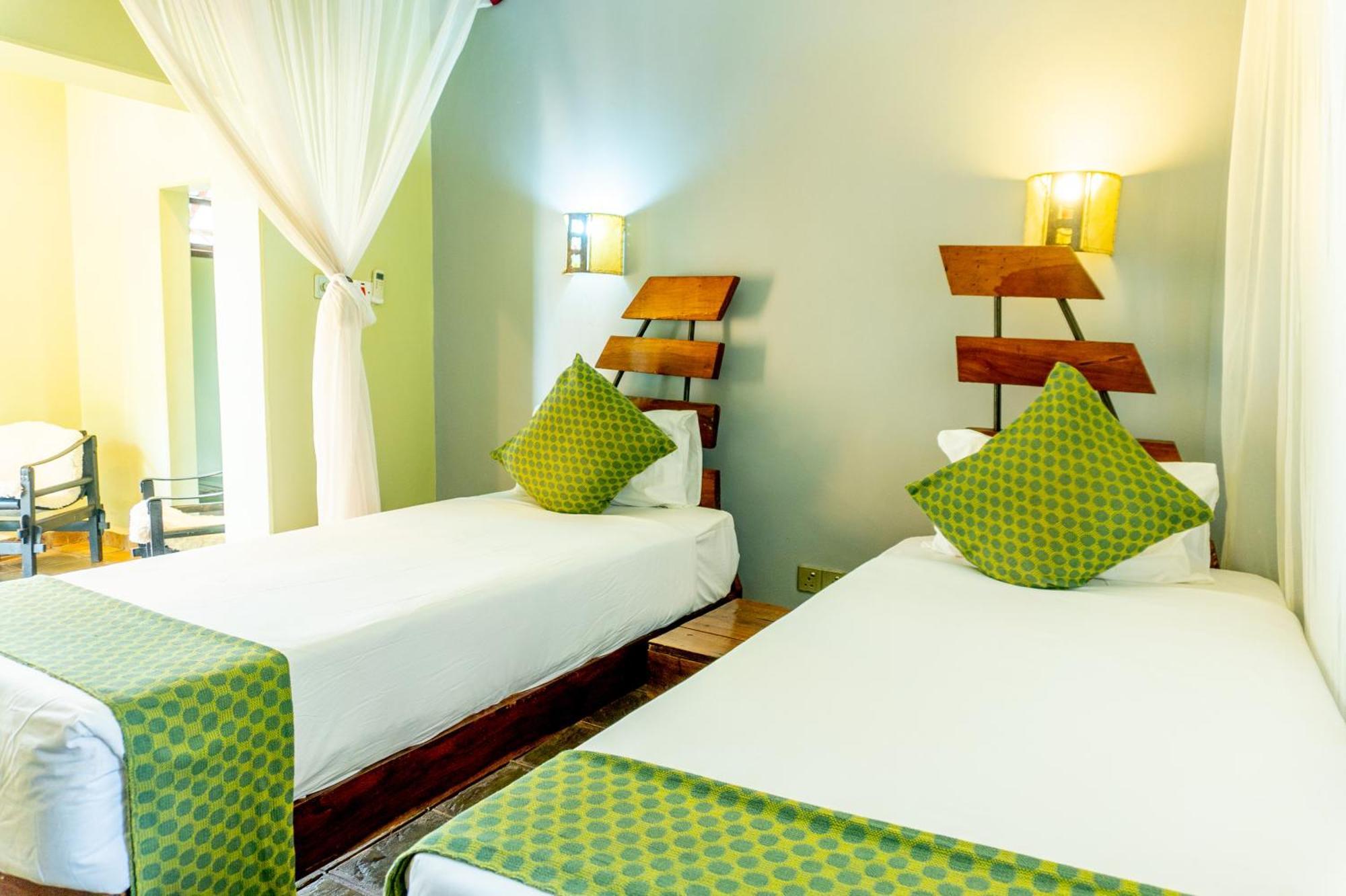 Weru Weru River Lodge Moshi Dış mekan fotoğraf